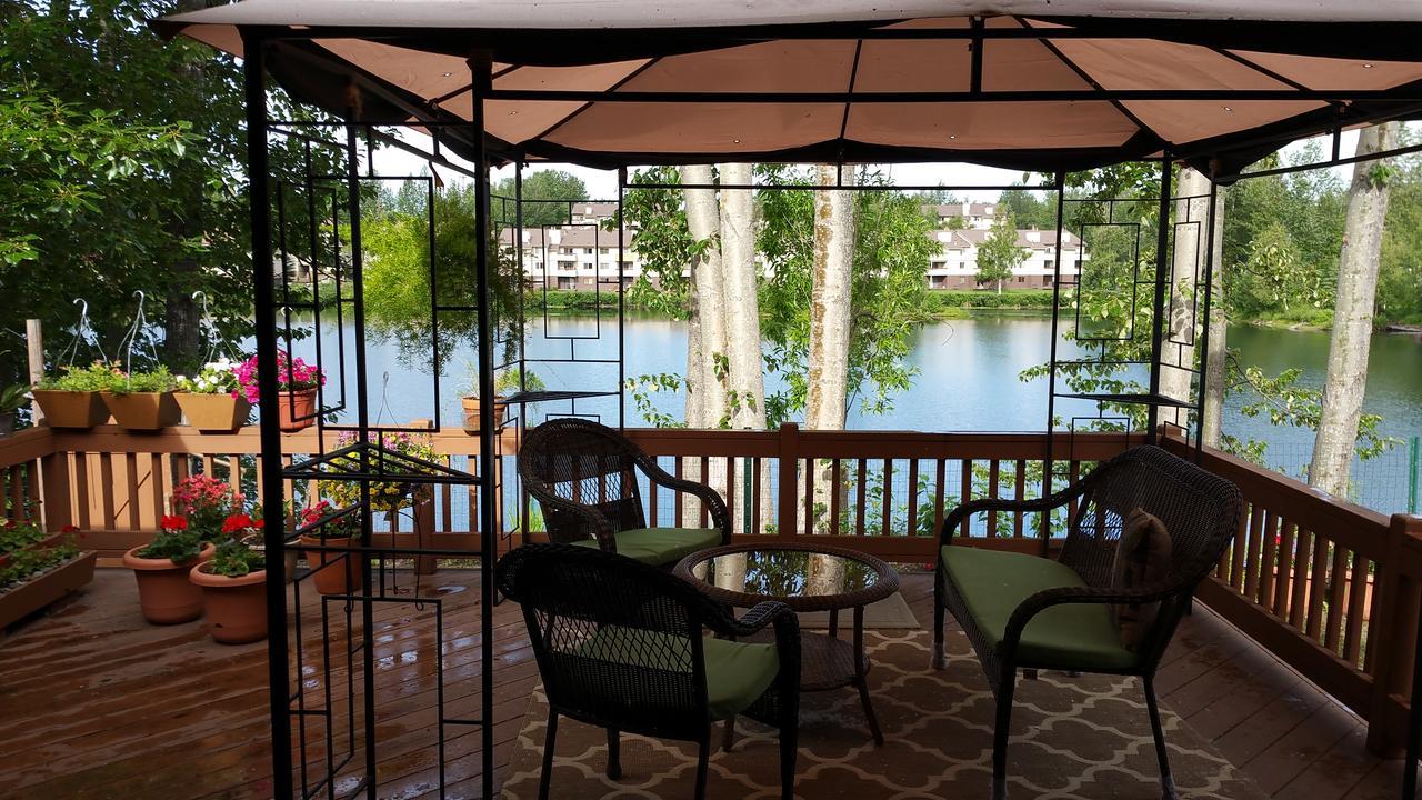 Reflection Lake Bed And Breakfast แองเคอเรจ ภายนอก รูปภาพ